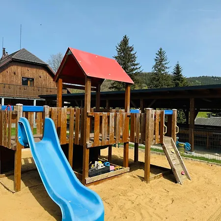 Penzion&resort Na Kopecku *